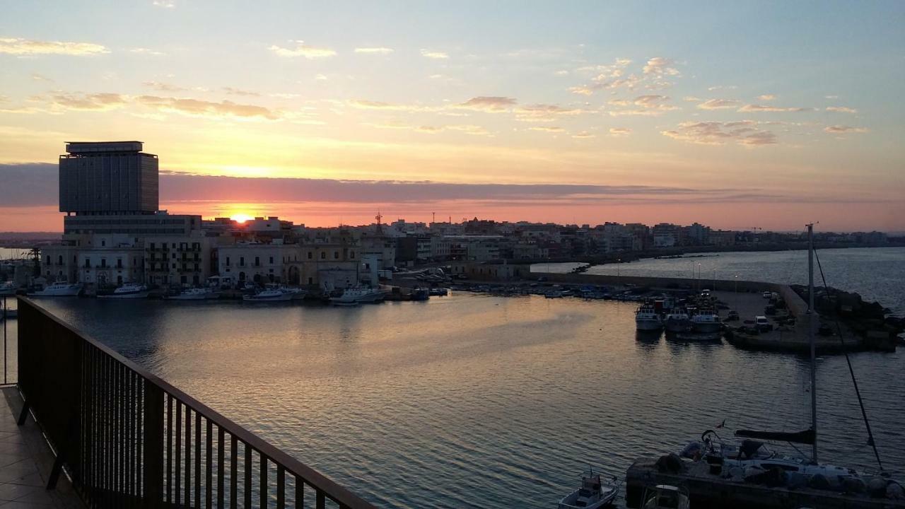 غالّيبولي Palazzo De Tomasi B&B المظهر الخارجي الصورة